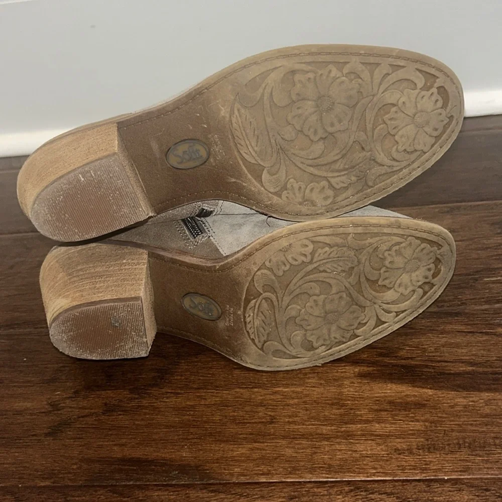 Sofft Ankle boots size 9